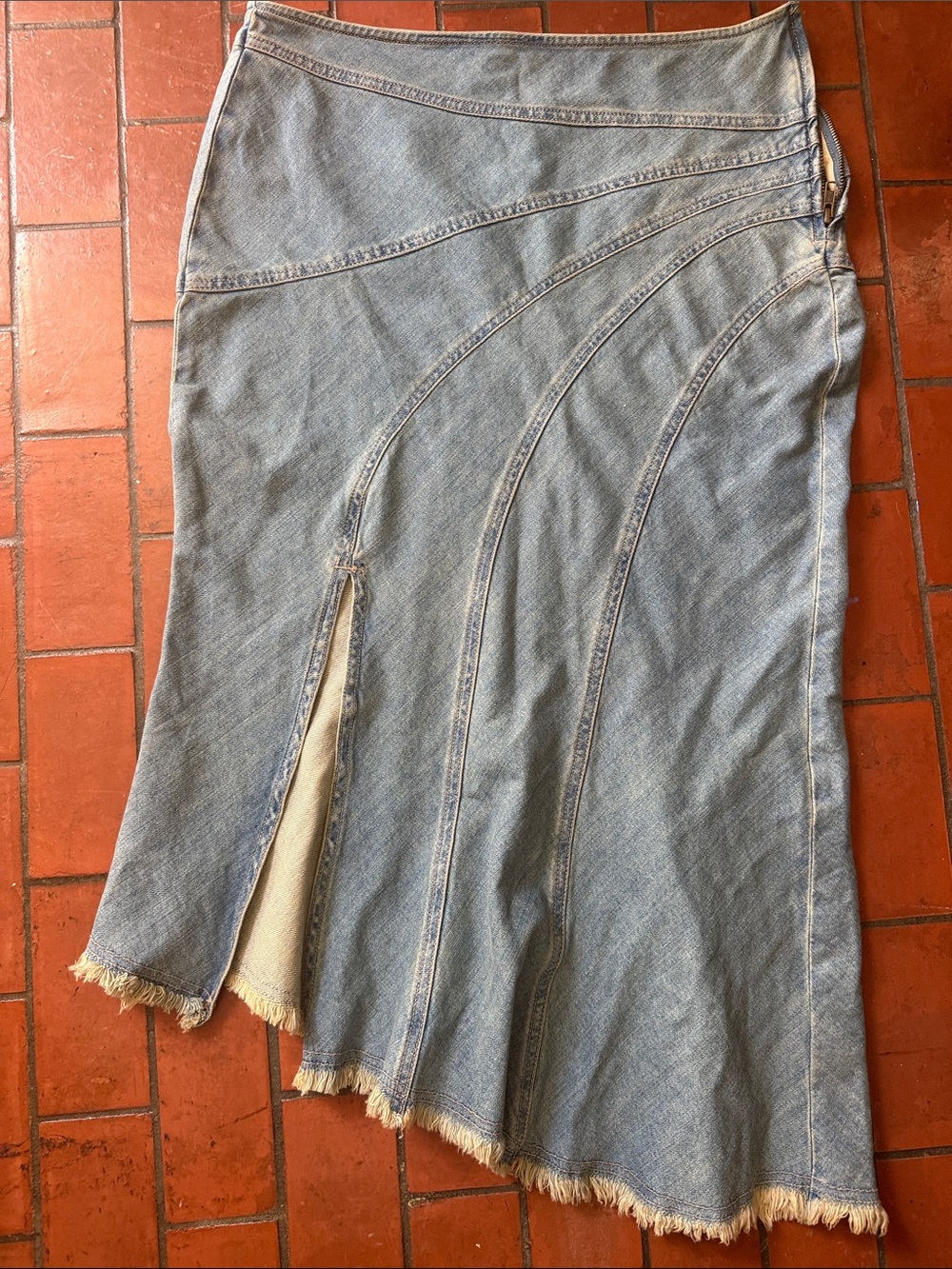 Blue Denim pilcro (Anthropologie)Midi Skirt with Front Slit, 10 super cute!! - Picture 6 of 8